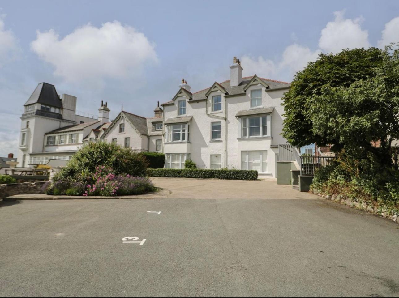 The Mooring Deganwy Apartment Conwy Exterior photo